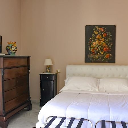 Barocco B&B Катания Стая снимка
